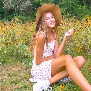 Meet your Posher, Melissa